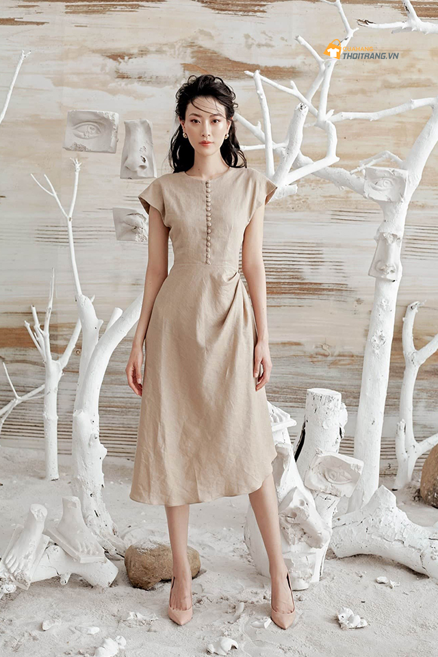 Váy liền phong cách minimalism màu be thanh lịch