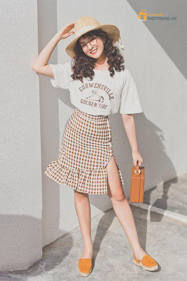 Chân váy họa tiết Gingham (kẻ caro)