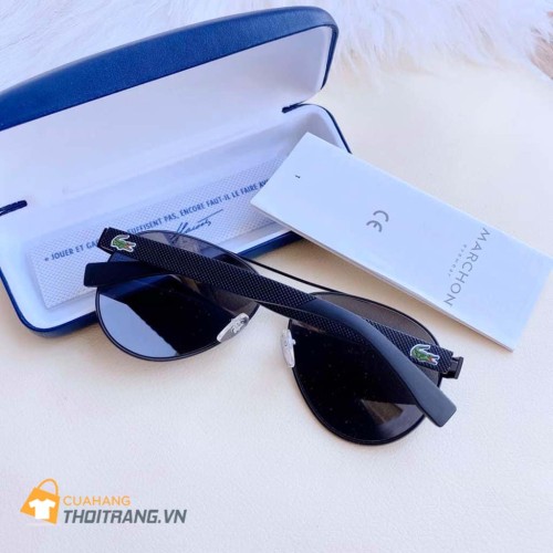 Kính Lacoste L185S 001 Black Matte Sunglasses được làm từ khung kim loại cứng rắn, lens kính bằng nhựa được phủ một lớp đặc biệt chống trầy xước. Sản phẩm này có khung màu và lens kính đen mang đến phong cách lịch lãm, mạnh mẽ cho các quý ông.